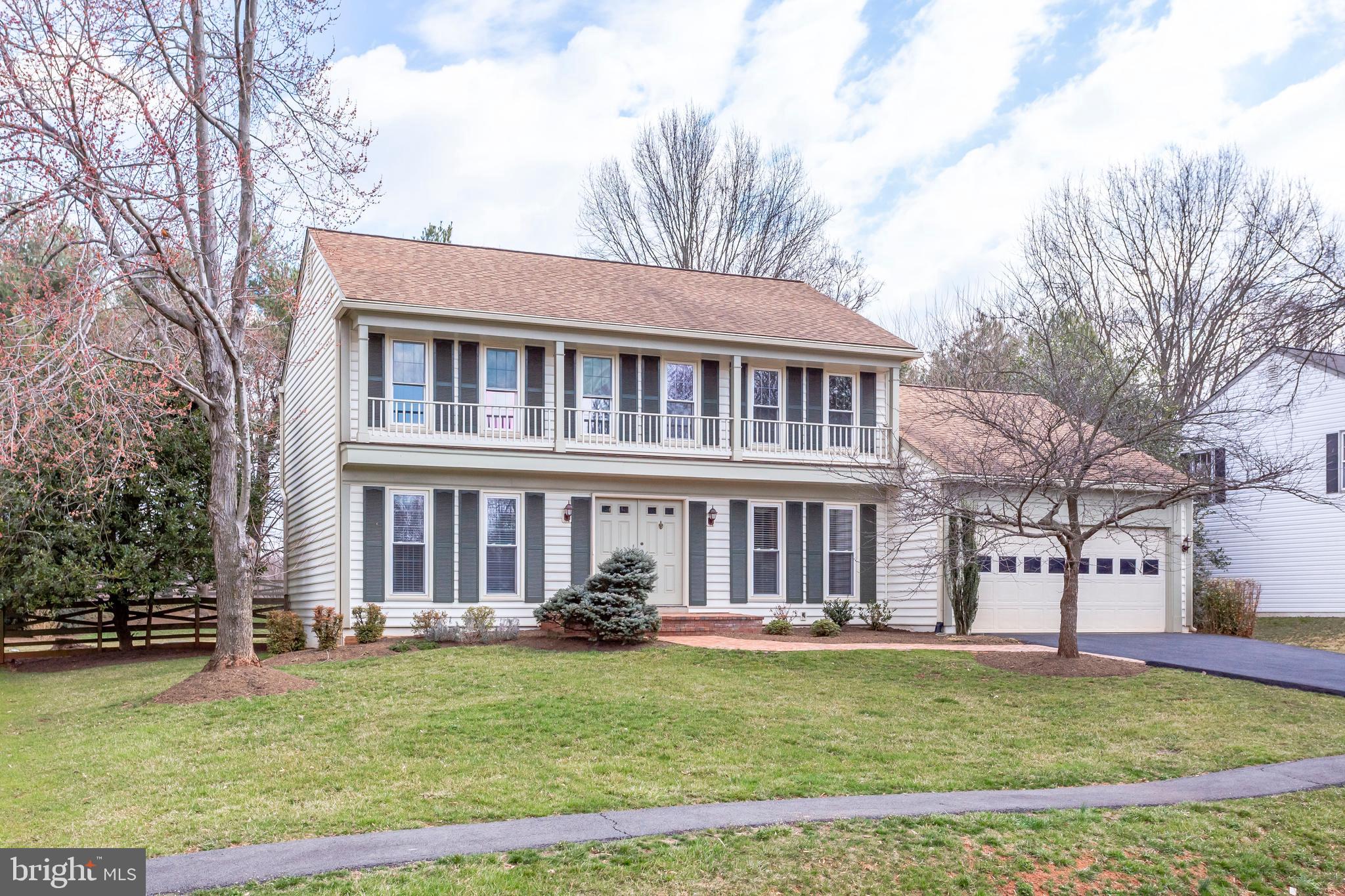 122 Hamilton Road Sterling, VA 20165 - Photo 1 of 37 Colonial with 2 car garage