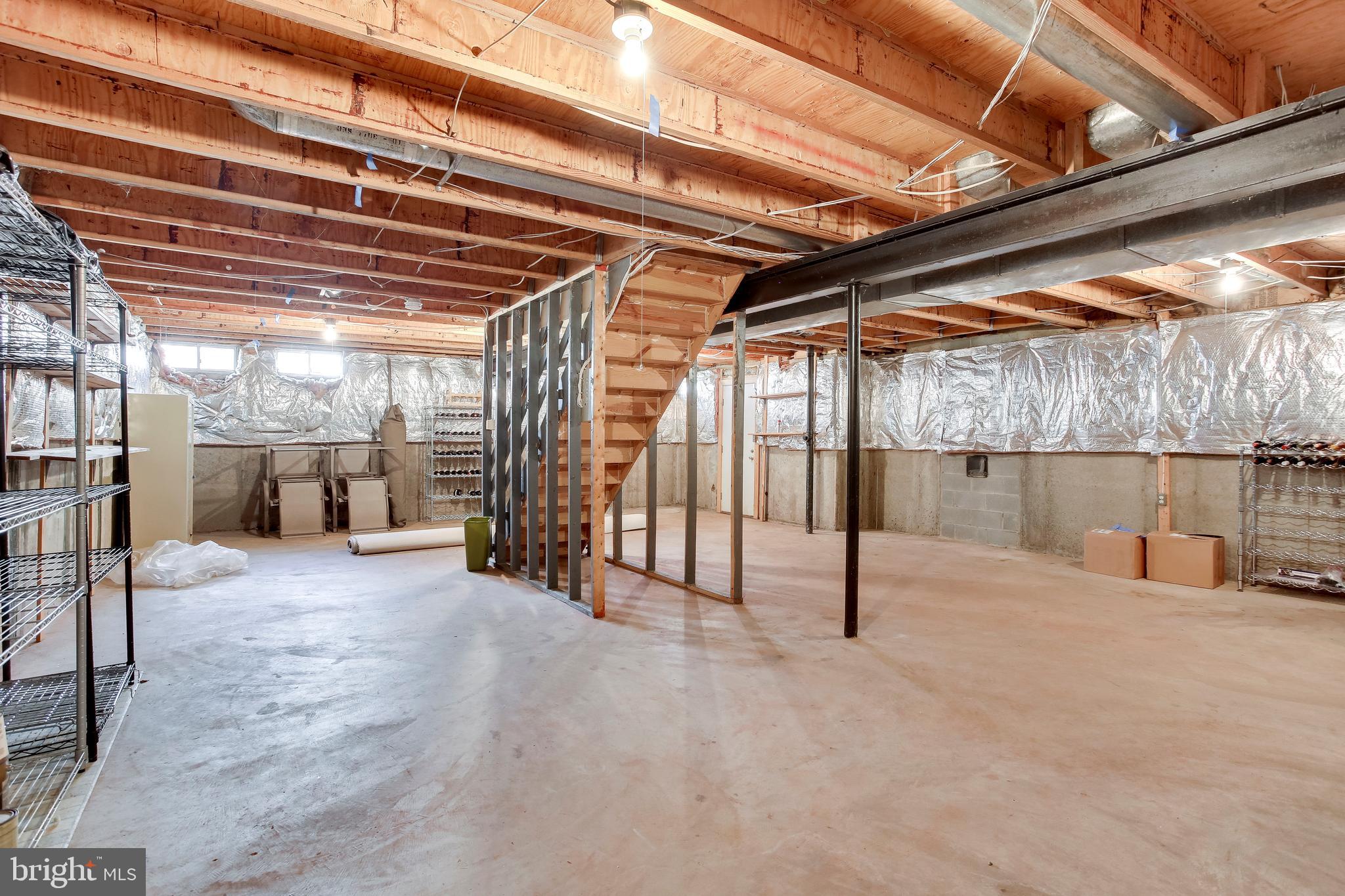 122 Hamilton Road Sterling, VA 20165 - Photo 34 of 37 Basement