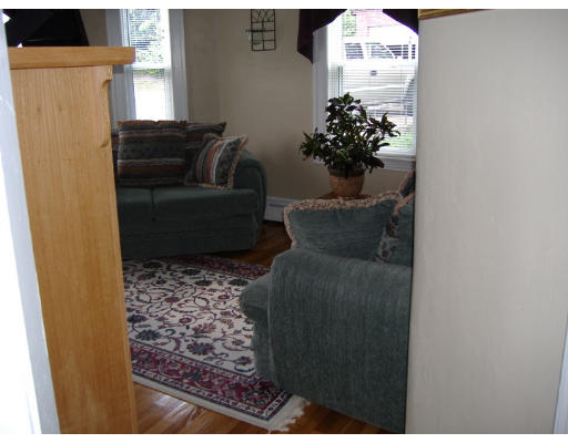 44 Superior Road Worcester, MA 01604 - Photo 5 of 10 Gallery Image 5