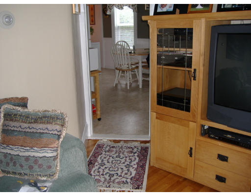 44 Superior Road Worcester, MA 01604 - Photo 6 of 10 Gallery Image 6