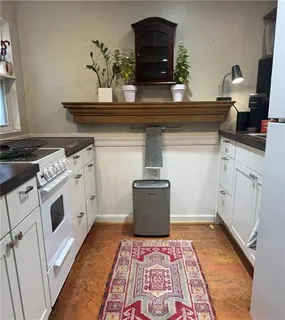 $1,500 | 7028 Magazine Street, Unit B, New Orleans, LA 70118