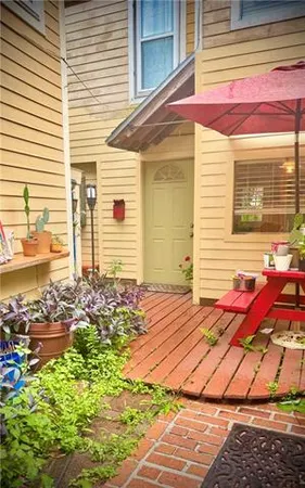 $1,500 | 7028 Magazine Street, Unit B, New Orleans, LA 70118