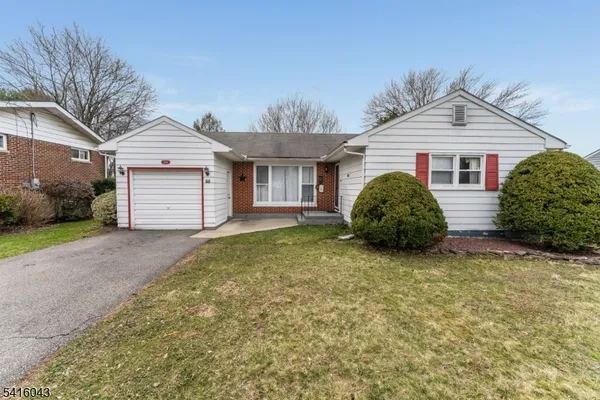 $349,900 | 206 Liggett Boulevard, Phillipsburg, NJ 08865