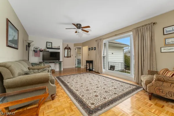 $349,900 | 206 Liggett Boulevard, Phillipsburg, NJ 08865