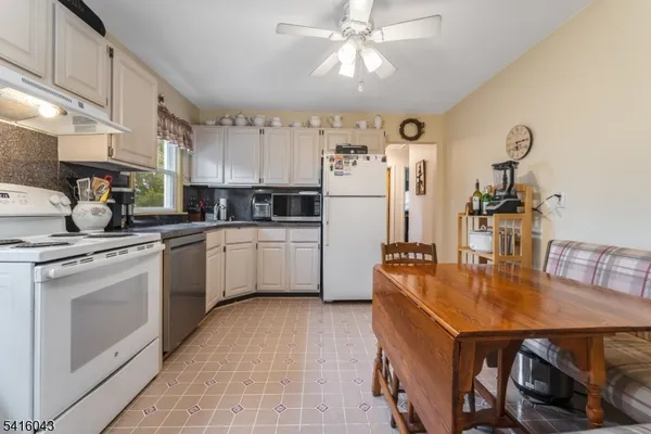 $349,900 | 206 Liggett Boulevard, Phillipsburg, NJ 08865