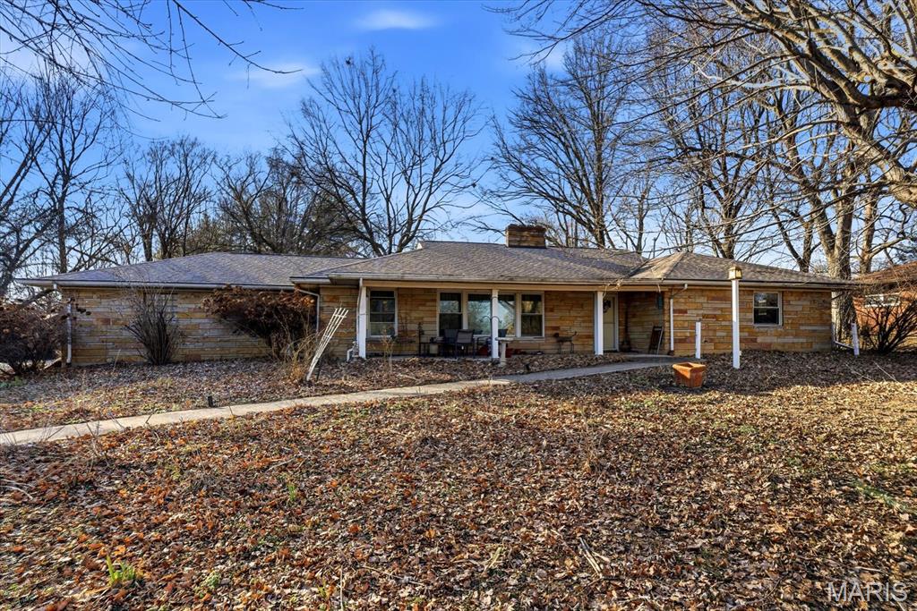 38 Lakeview Acres Road Collinsville, IL 62234 - Photo 2 of 36