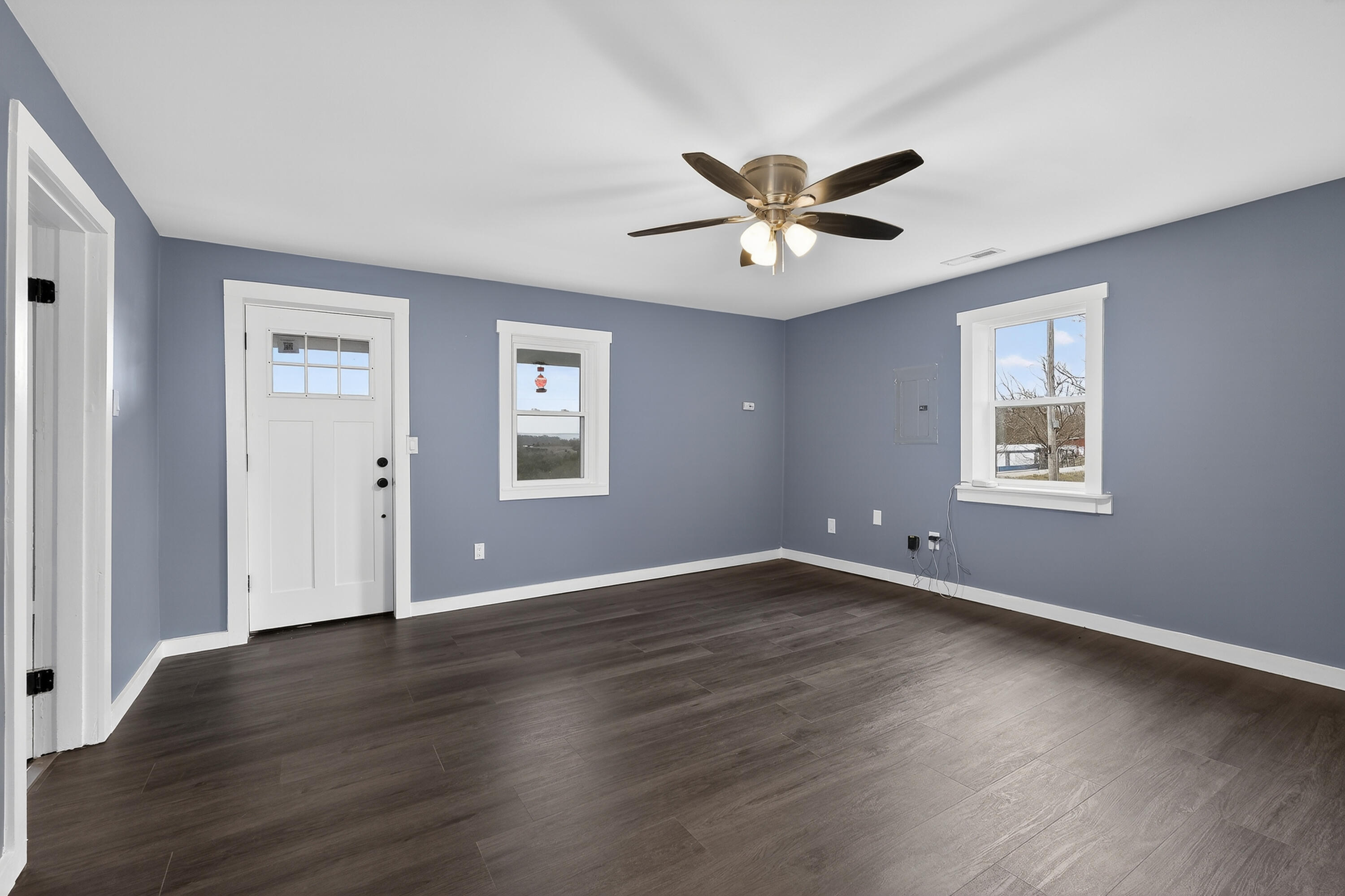 810 Kenney Road Dry Ridge, KY 41035 - Photo 3 of 16 Gallery Image 3