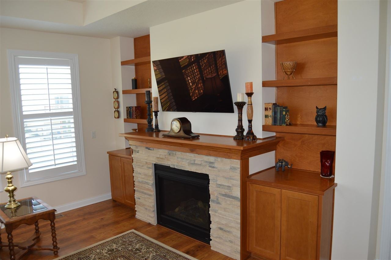 16110 Springbrook Trail Urbandale, IA 50323 - Photo 7 of 37 Gallery Image 7