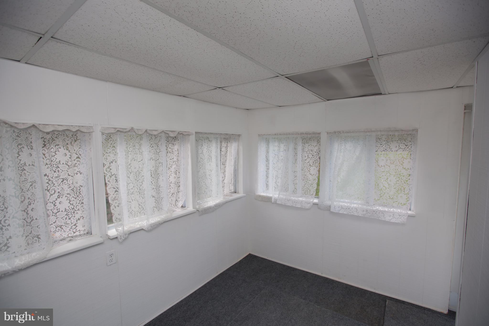 3706 Mill Road Abingdon, MD 21009 - Photo 22 of 30 Sunroom