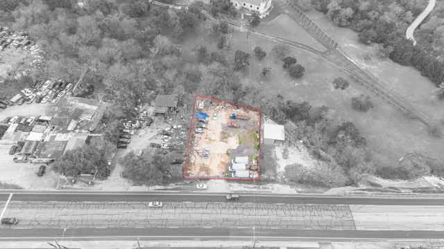 $750,000 | 12046 North Lamar Boulevard, Austin, TX 78753