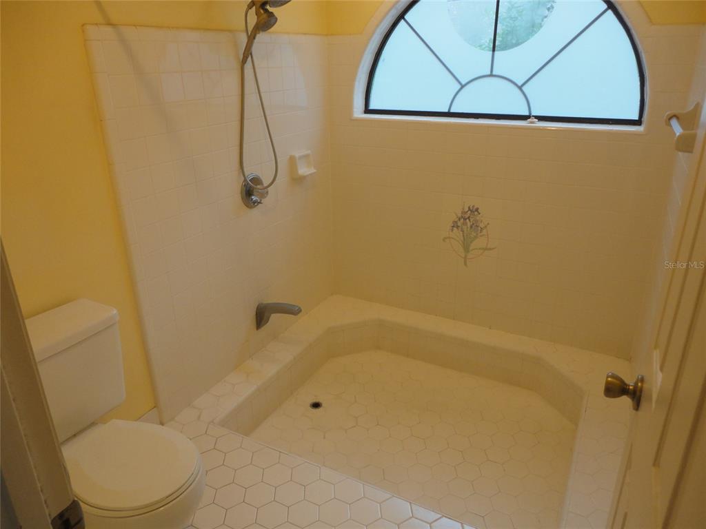7823 Southwest 9th Place Gainesville, FL 32607 - Photo 9 of 18 Gallery Image 9