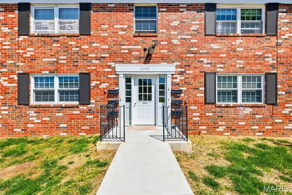 $89,900 | 3129 Roger Williams Drive, Unit A, Bridgeton, MO 63044