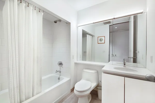 $895,000 | 419 West 55th Street, Unit 2D | Hell's Kitchen