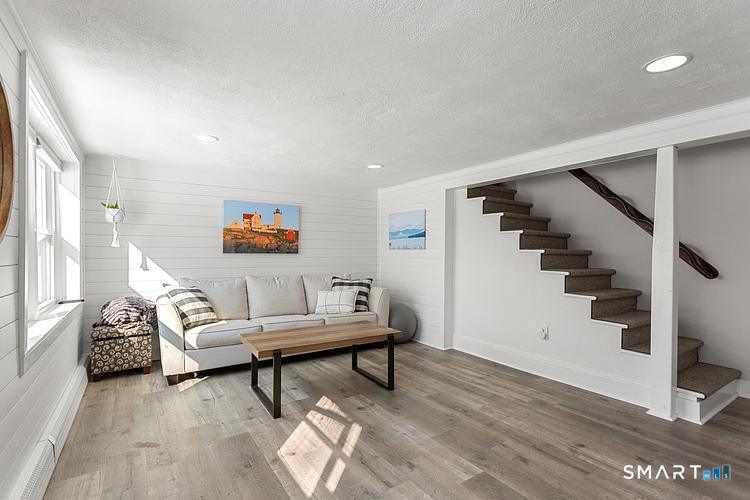 43 Blueberry Hill Road Weston, CT 06883 - Photo 22 of 29