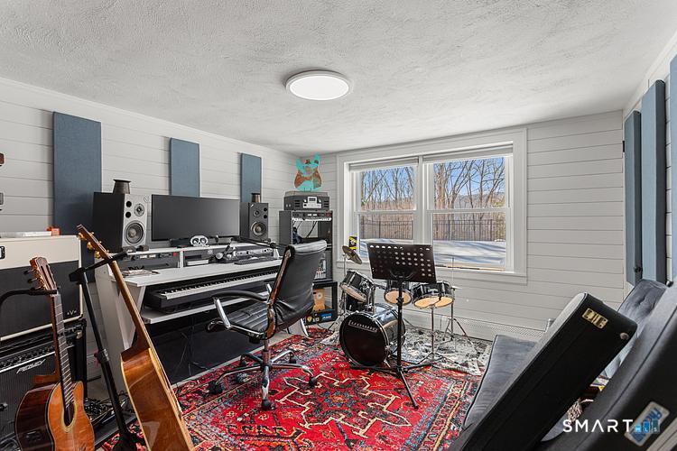 43 Blueberry Hill Road Weston, CT 06883 - Photo 24 of 29