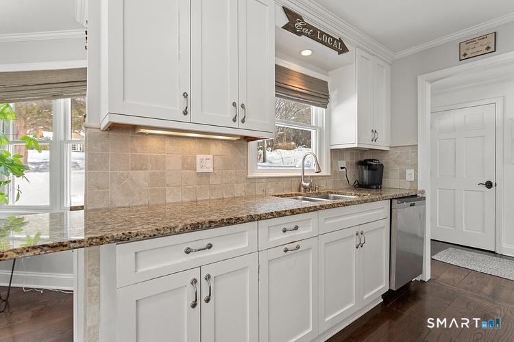 43 Blueberry Hill Road Weston, CT 06883 - Photo 6 of 29