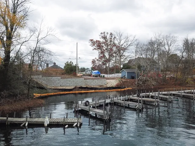 $412,000 | 13 South Point Road, Webster, MA 01570