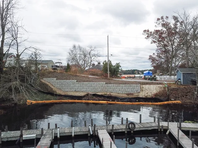 $412,000 | 13 South Point Road, Webster, MA 01570