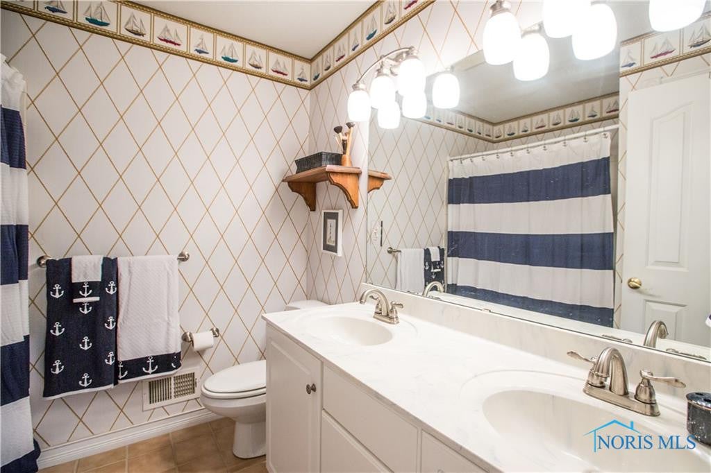 577 Harrison Road Perrysburg, OH 43551 - Photo 24 of 27 Gallery Image 24