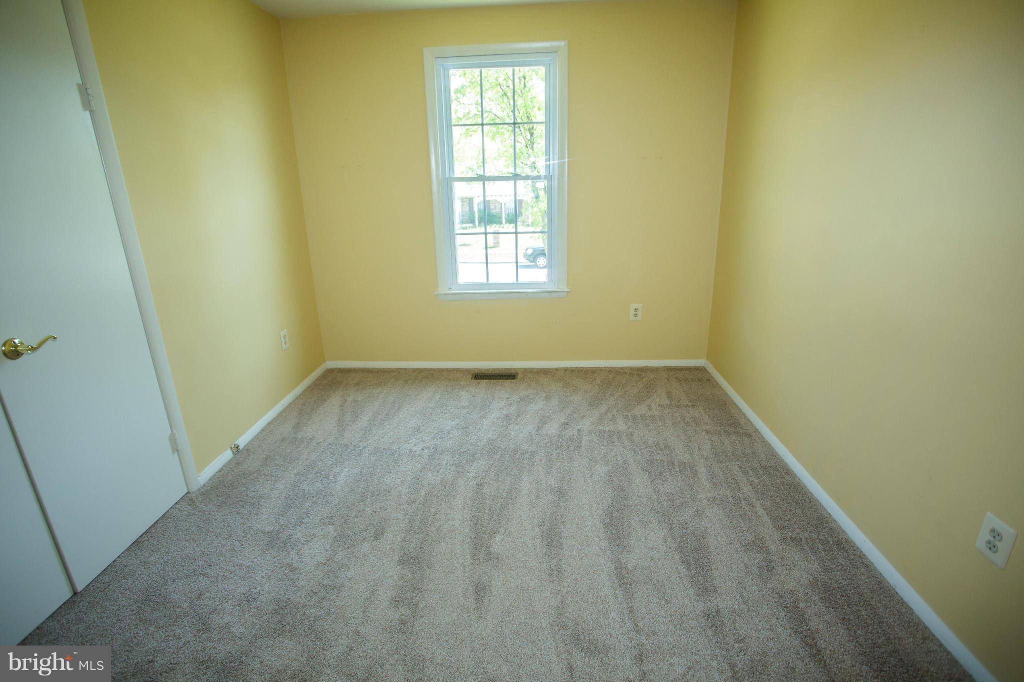 9401 Traverse Way Fort Washington, MD 20744 - Photo 12 of 25 Upper Level Bedroom #2 View 1