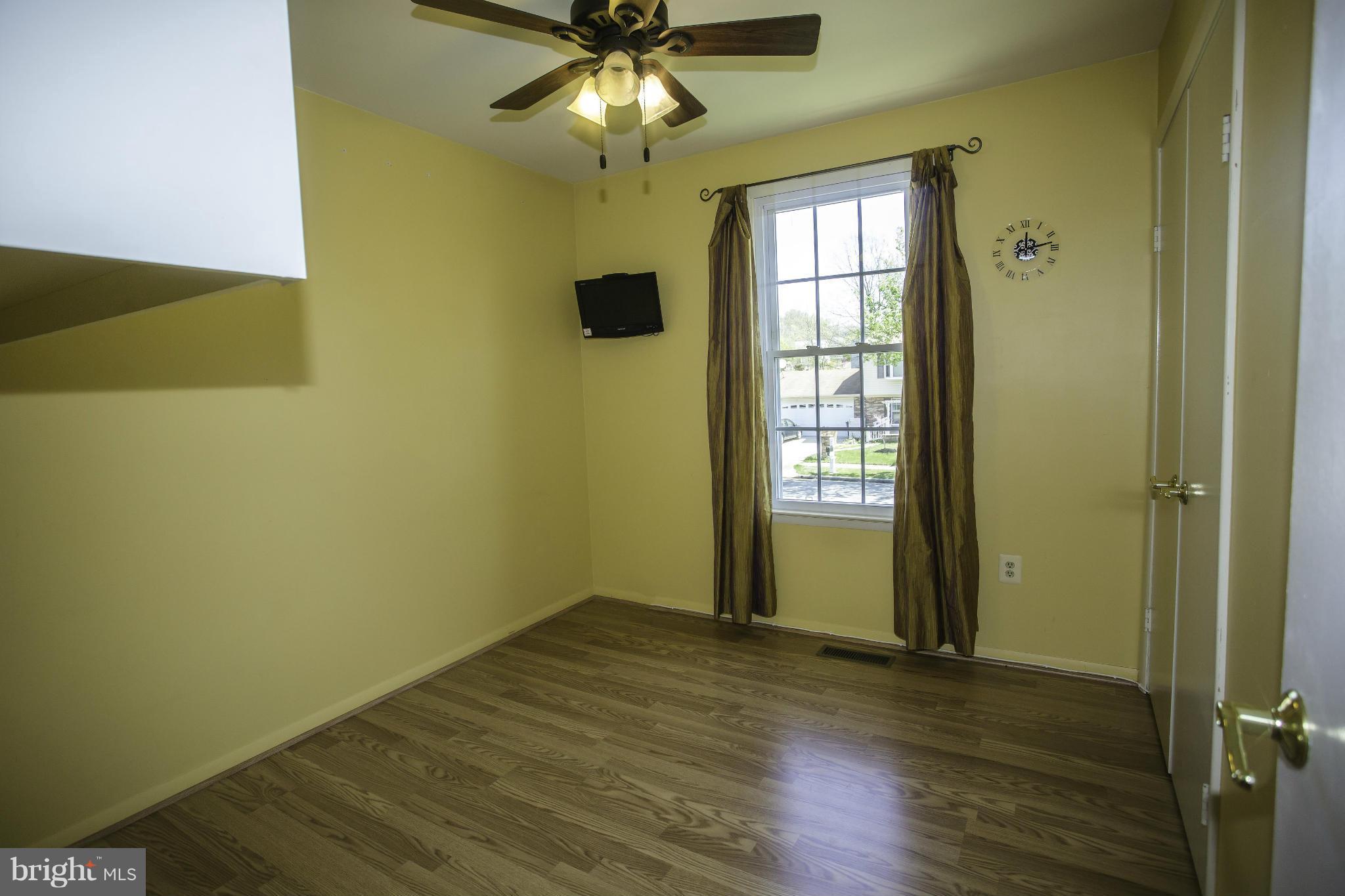 9401 Traverse Way Fort Washington, MD 20744 - Photo 14 of 25 Upper Level Bedroom #3