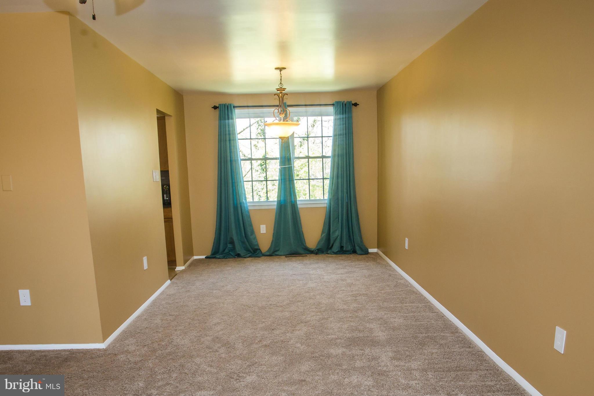 9401 Traverse Way Fort Washington, MD 20744 - Photo 6 of 25 Dining Room