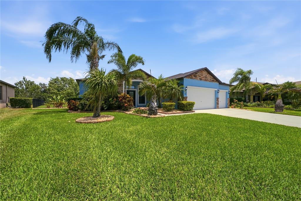 326 Star Shell Drive Apollo Beach, FL 33572 - Photo 2 of 48