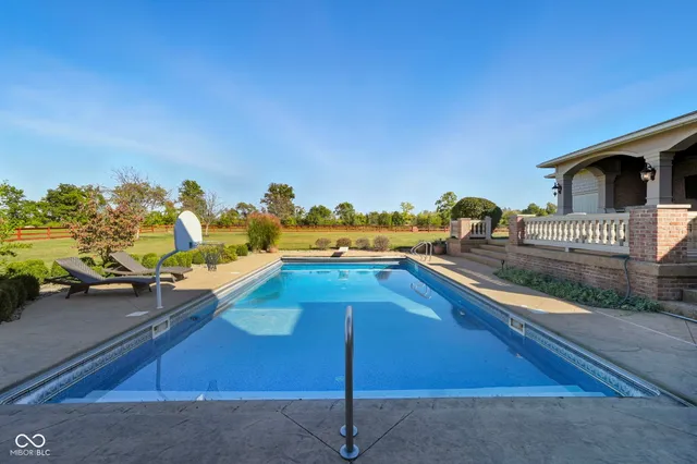 $1,525,000 | 7590 South 25th Street East, Pendleton, IN 46064