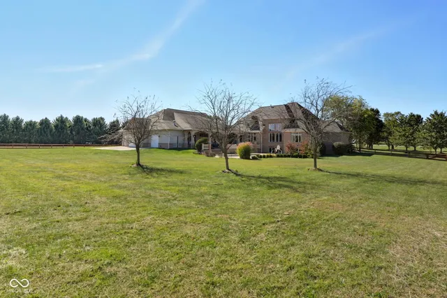 $1,525,000 | 7590 South 25th Street East, Pendleton, IN 46064