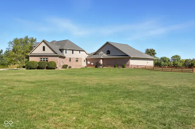$1,525,000 | 7590 South 25th Street East, Pendleton, IN 46064