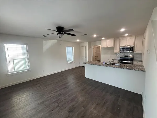 $398,500 | 2526 South Fannin Avenue, Unit 2600, Denison, TX 75020