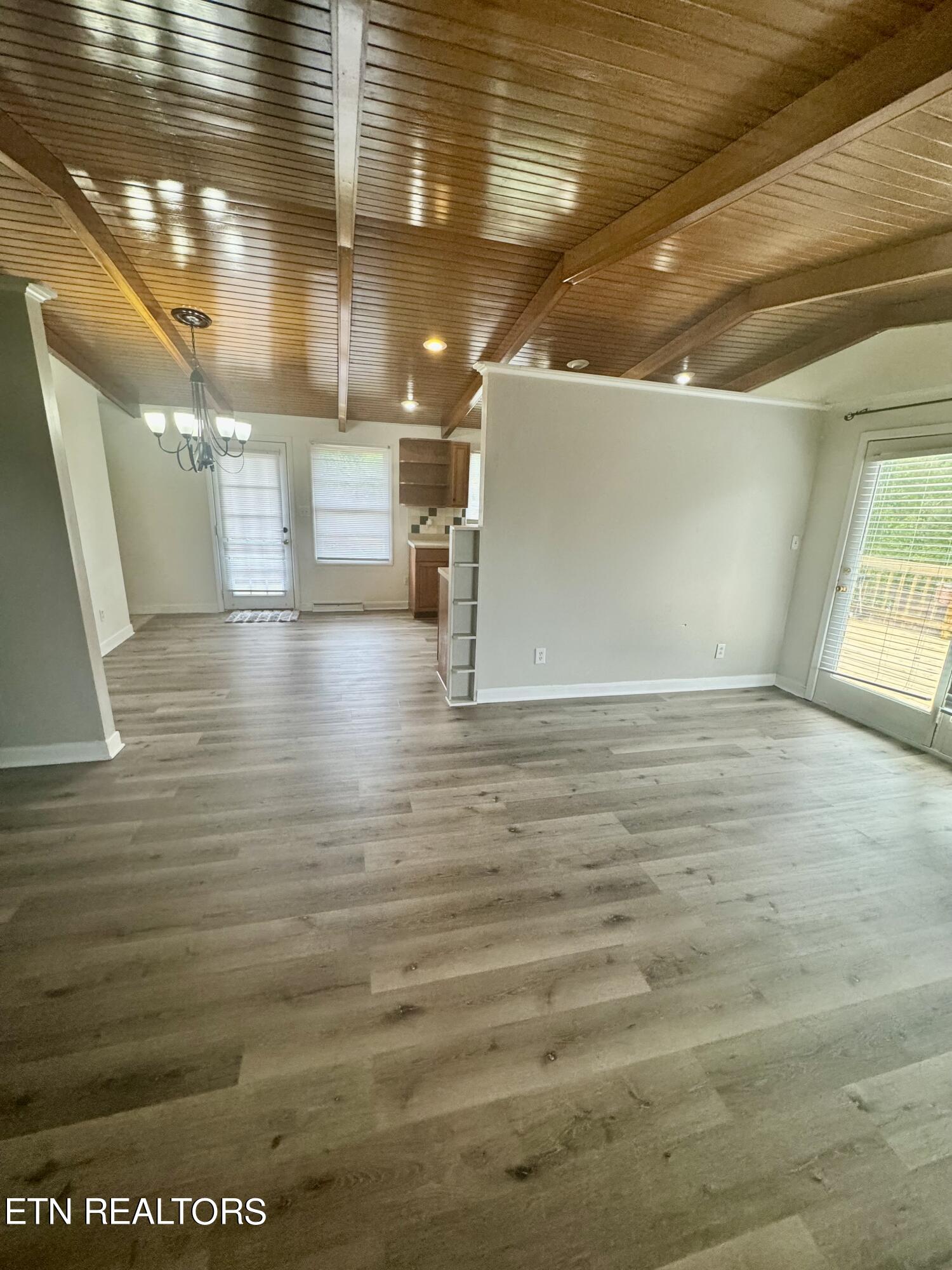 211 Gum Springs Road Middlesboro, KY 40965 - Photo 19 of 23 IMG_1517