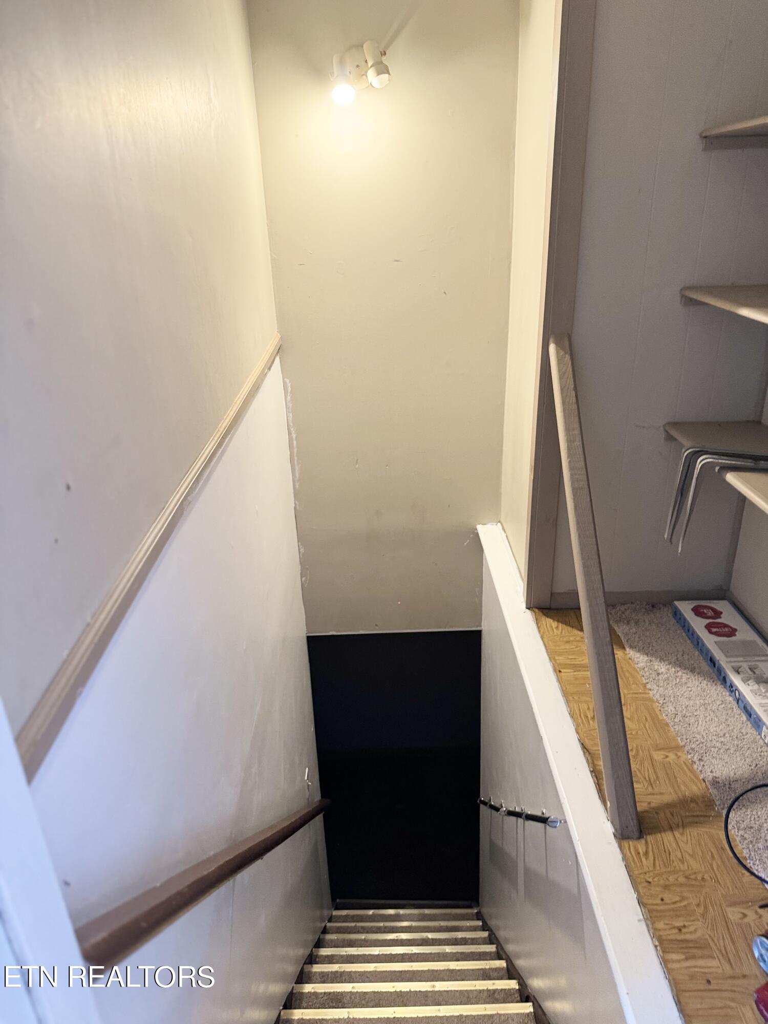 211 Gum Springs Road Middlesboro, KY 40965 - Photo 21 of 23 IMG_1549