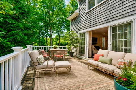 $1,790,000 | 41 Cook Road, Vineyard Haven, MA 02568