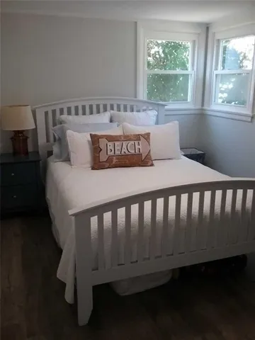 $2,500 | 97 Center Avenue, Middletown, RI 02842