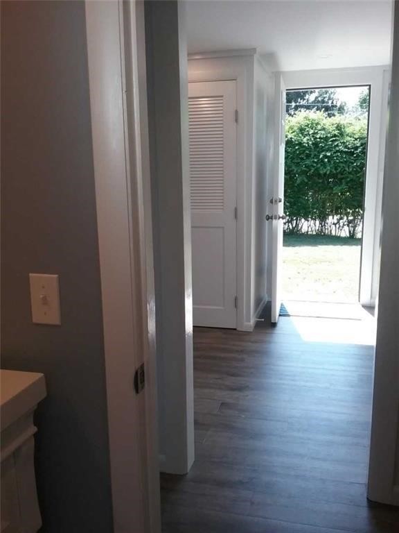 97 Center Avenue Middletown, RI 02842 - Photo 13 of 13