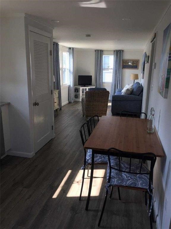 97 Center Avenue Middletown, RI 02842 - Photo 2 of 13