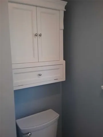 $2,500 | 97 Center Avenue, Middletown, RI 02842