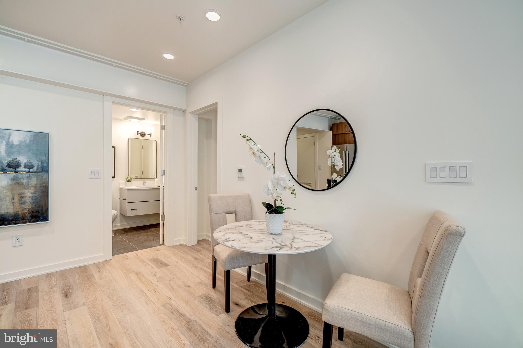 440 R Street Northwest, Unit 4 Washington, DC 20001 - Photo 11 of 24 Separate breakfast area