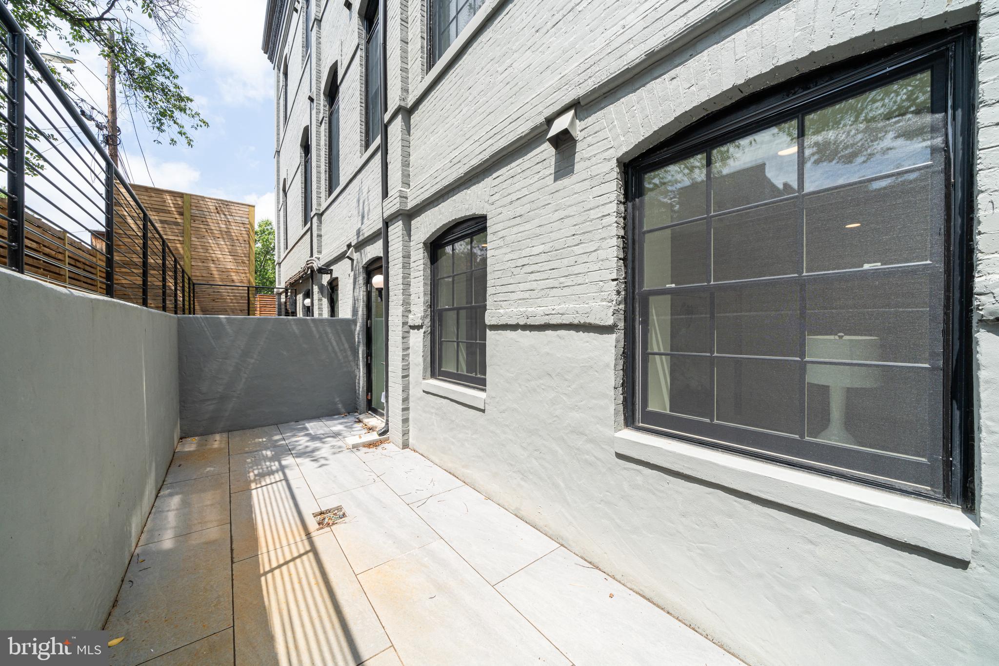 440 R Street Northwest, Unit 4 Washington, DC 20001 - Photo 22 of 24 Equipped with gas & plumbing hook ups