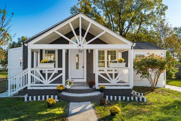 $258,900 | 503 Ashwood Road, Columbus, OH 43207