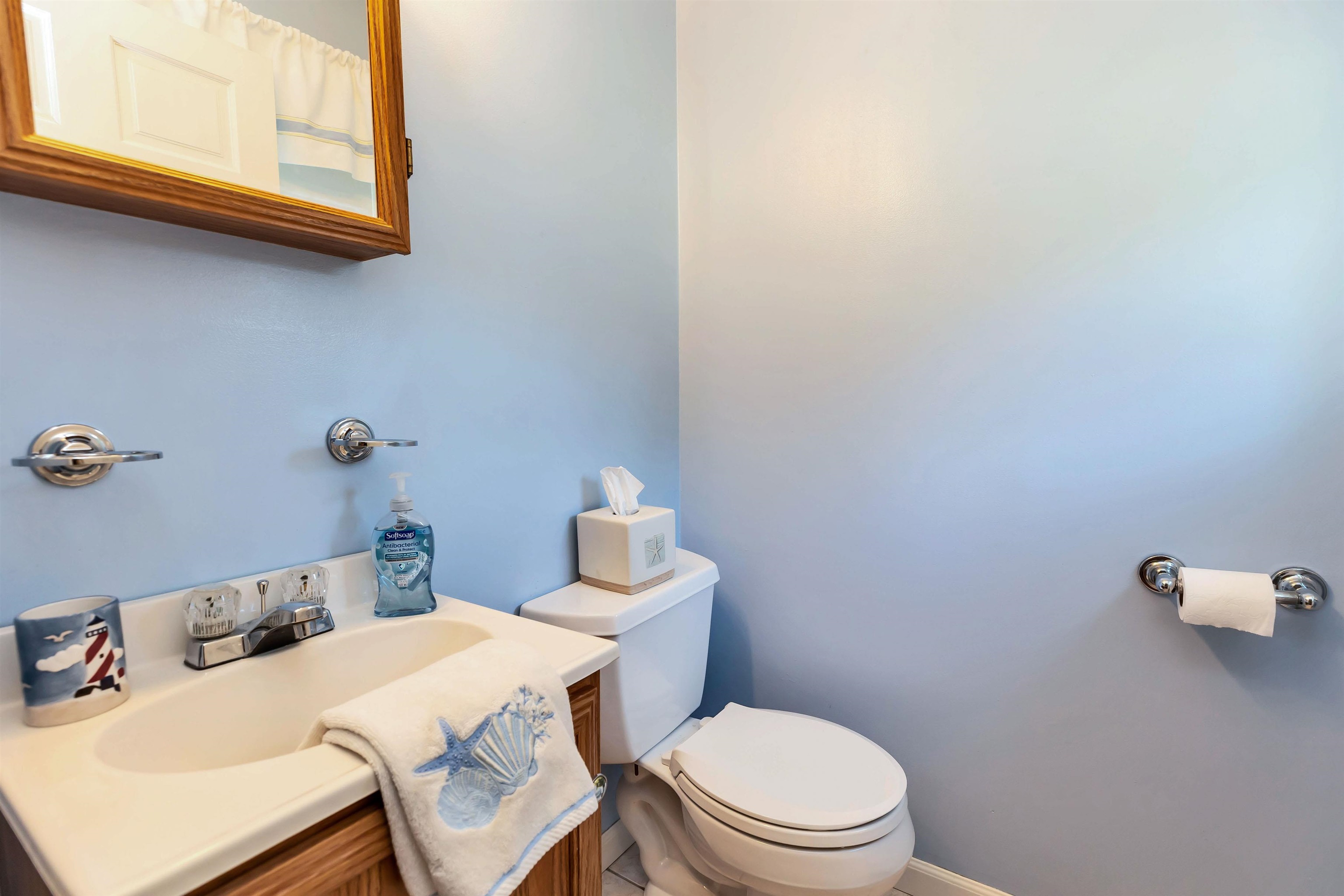 2 Miltimore Road Derry, NH 03038 - Photo 14 of 34