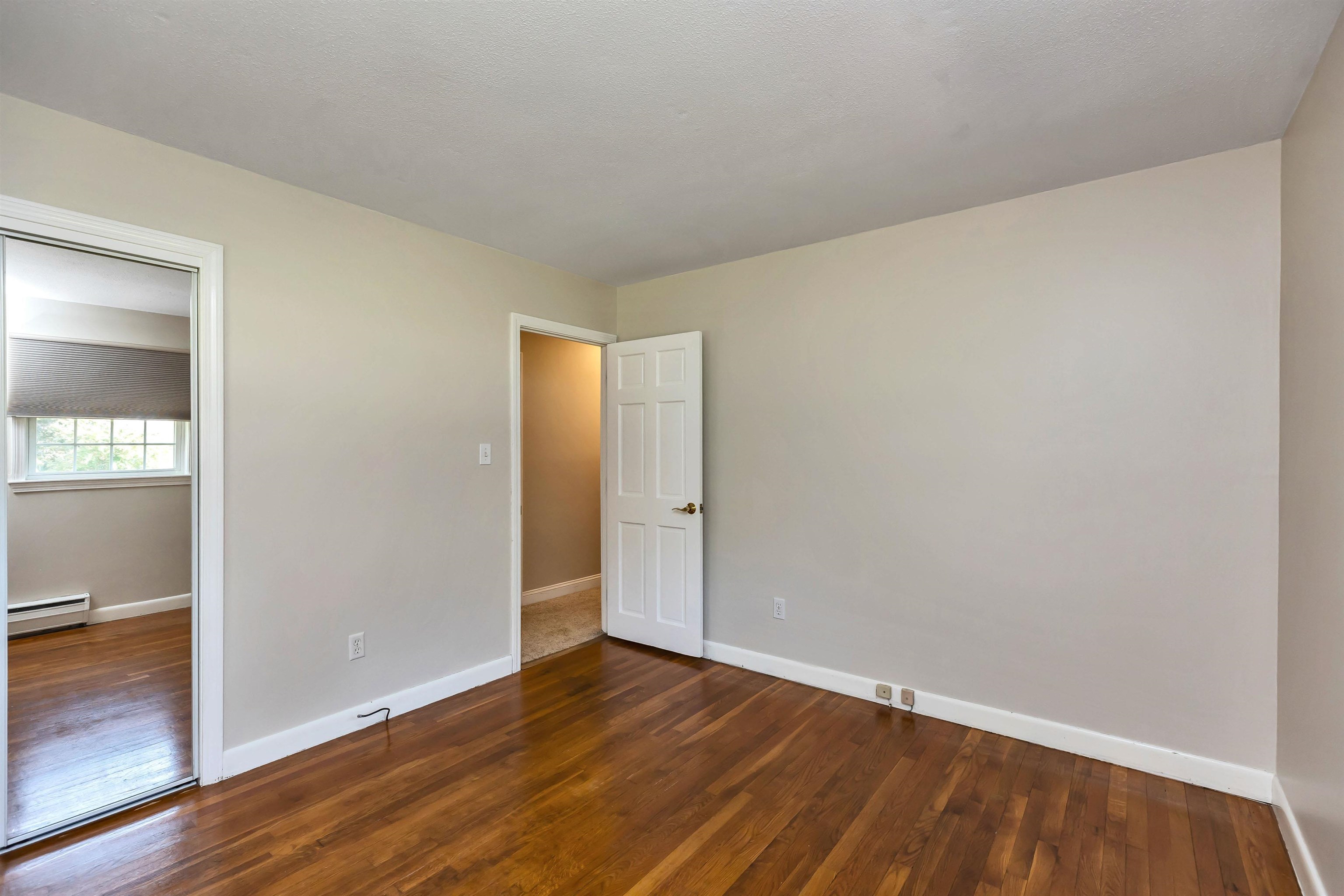 2 Miltimore Road Derry, NH 03038 - Photo 17 of 34