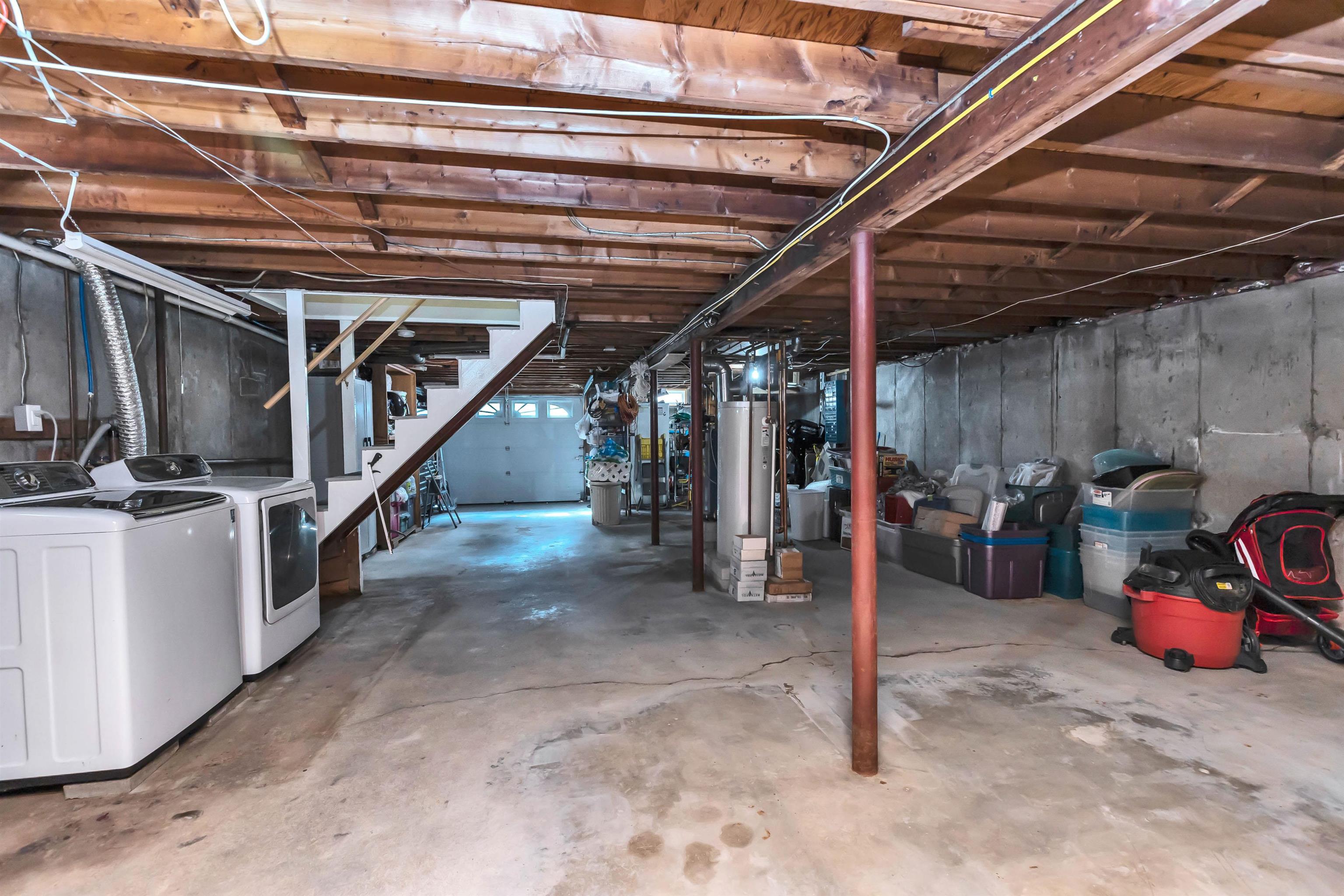 2 Miltimore Road Derry, NH 03038 - Photo 23 of 34