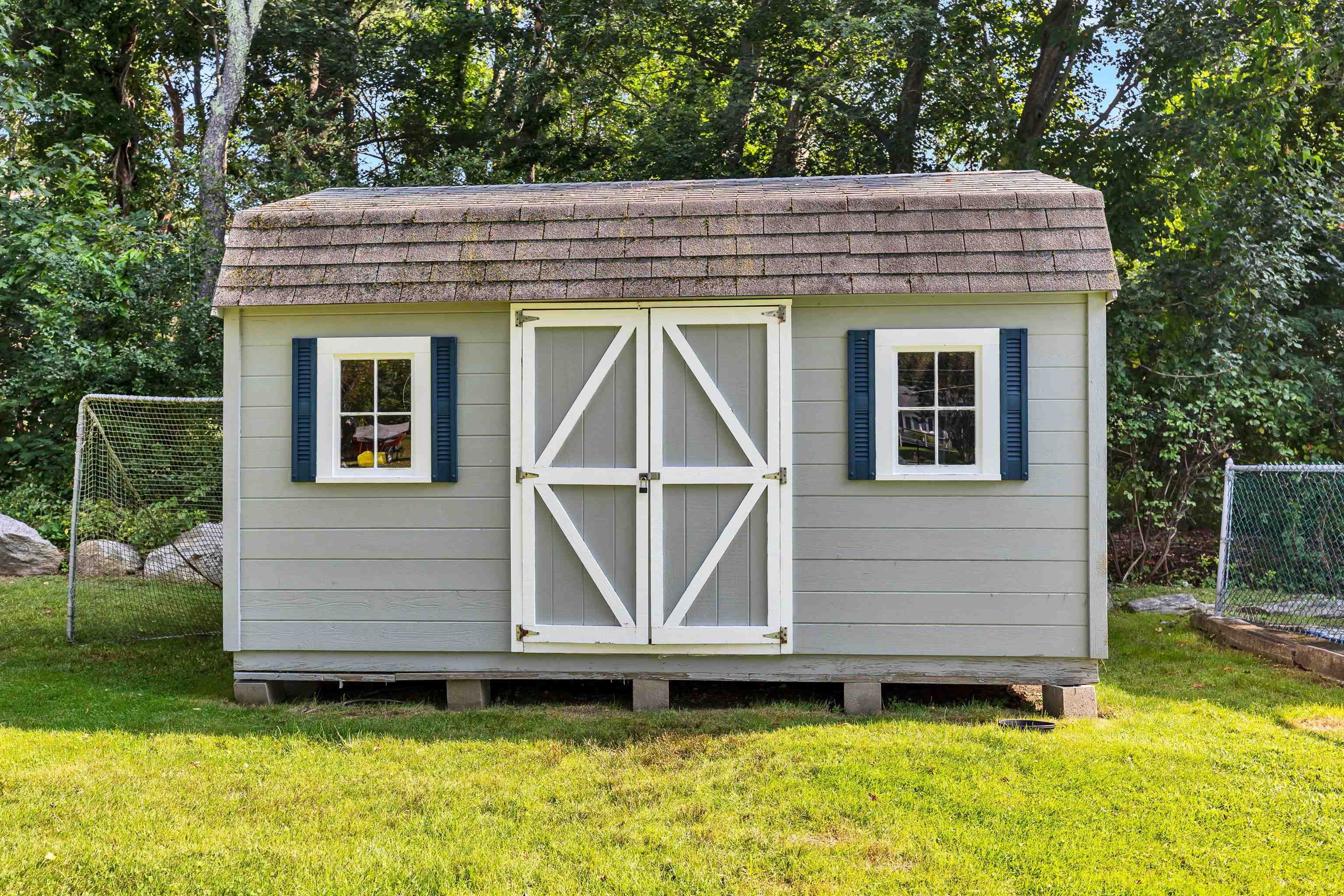 2 Miltimore Road Derry, NH 03038 - Photo 28 of 34