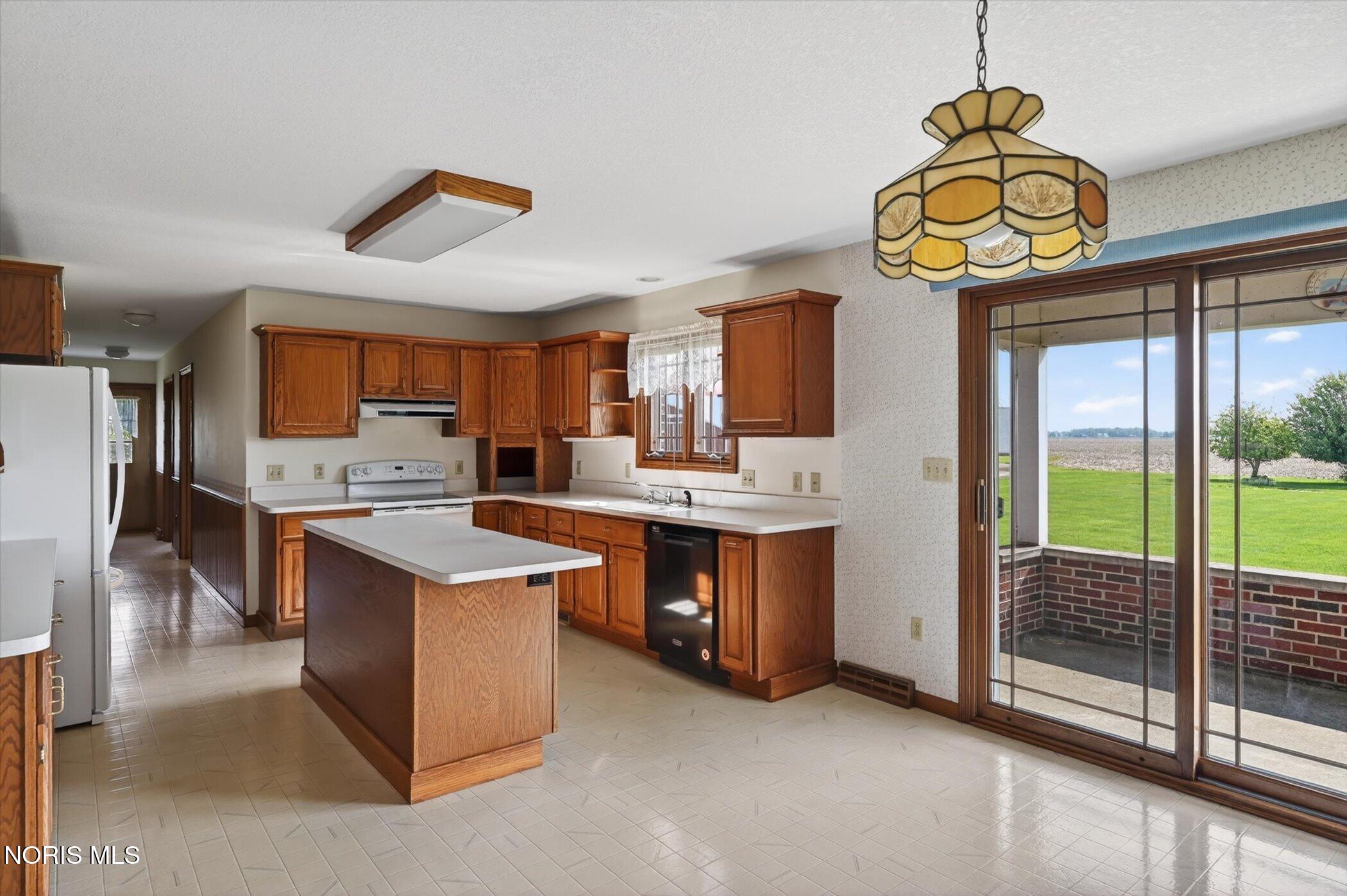 5229 North Reiman Road Curtice, OH 43412 - Photo 15 of 48 18-5229-N-Reiman-Rd-Curtice-OH-43412-Win