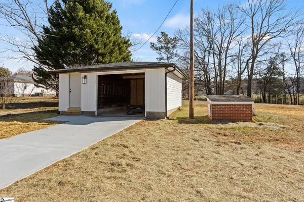 $306,500 | 193 Pine Drive, Greer, SC 29651