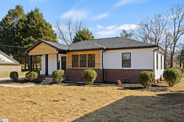 $306,500 | 193 Pine Drive, Greer, SC 29651