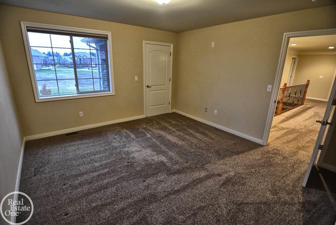 8908 Ridge Drive Washington, MI 48095 - Photo 41 of 58 31316461-40.JPG