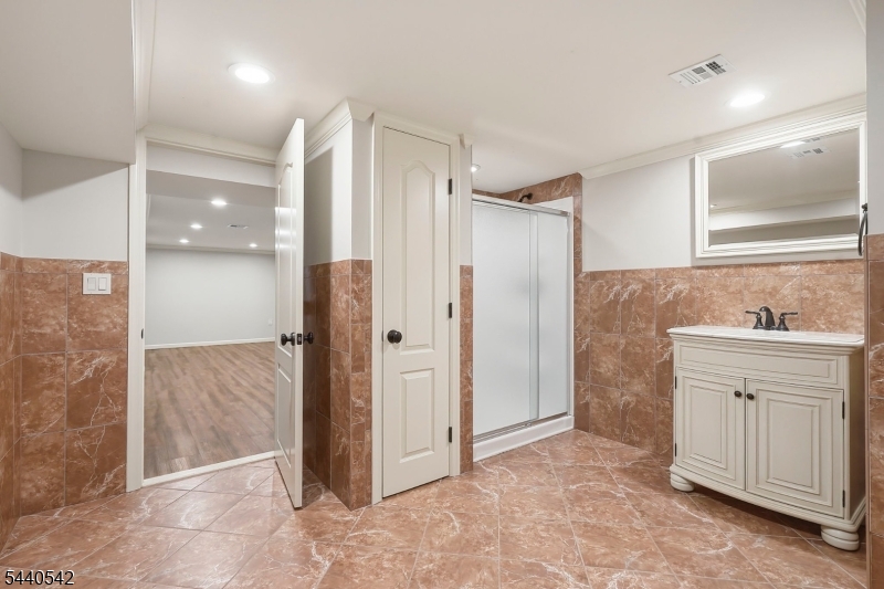 65 Washington Valley Road Warren, NJ 07059 - Photo 41 of 49